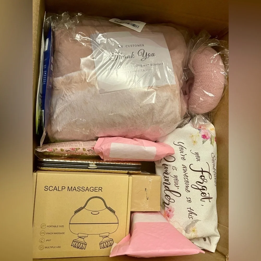 LARGE Amazon BEAUTY Box, Brand NEW 📦 🔥 NO JUNK, NO used products, 5 ⭐️ rating! - Picture 4 of 16